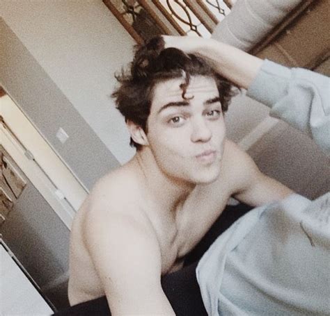 Noah Centineo Porn Videos 